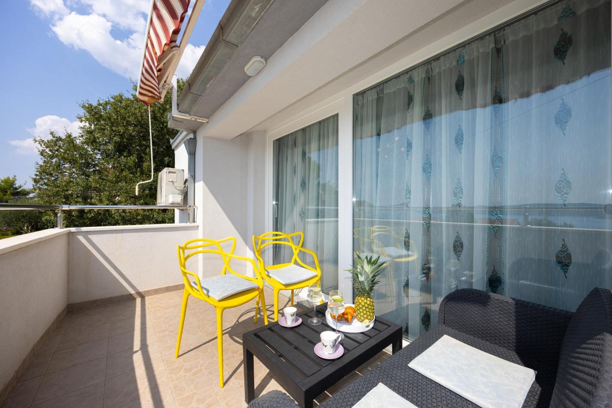 Casa Felice Apartments-Holiday Home Kaštela Kültér fotó