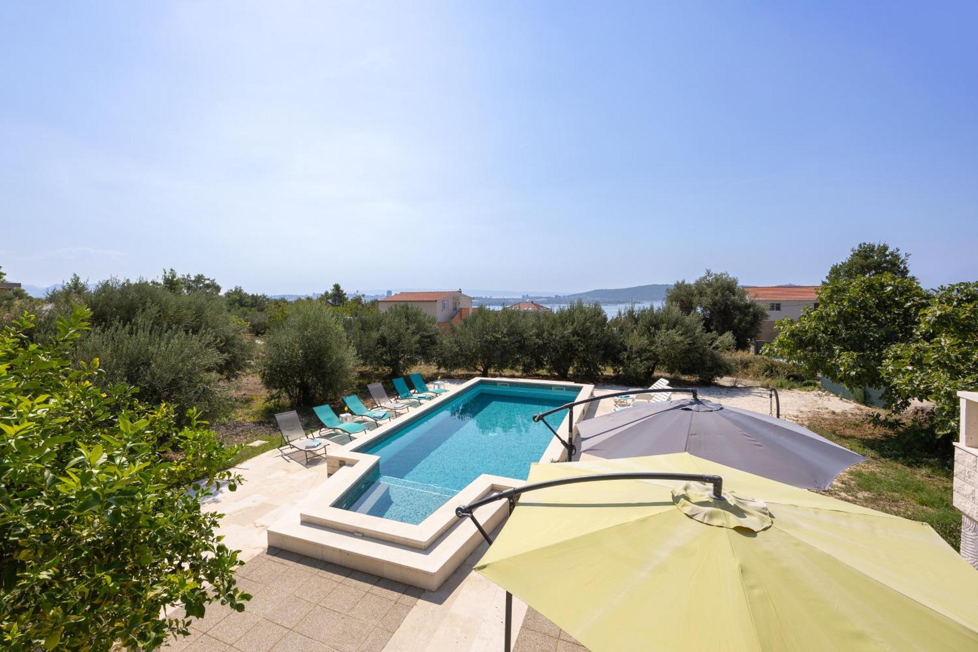 Casa Felice Apartments-Holiday Home Kaštela Kültér fotó